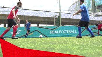 趣味足球射门技巧,中考足球技巧训练方法射门