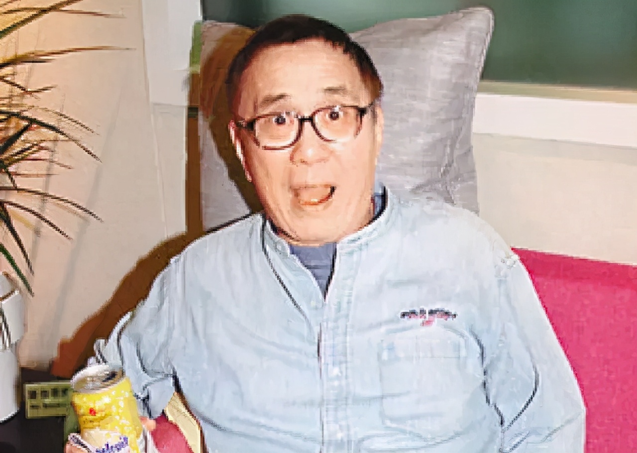 黄霑：离经叛道的“流氓”博士，歌中的江湖再也回不去了