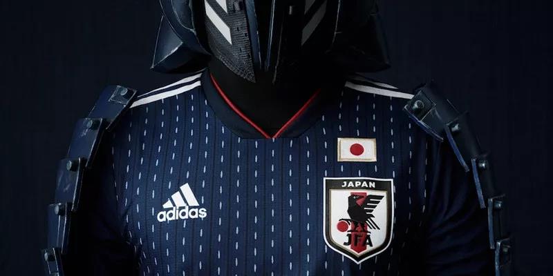 藏起所有球衣真相的背后,藏在足球里的秘密