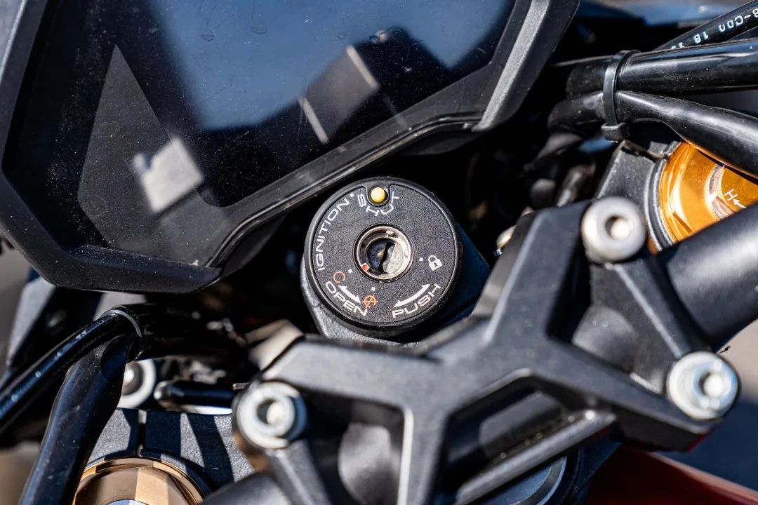 光阳400踏板摩托车测评,光阳krider400可以加装滑动离合器