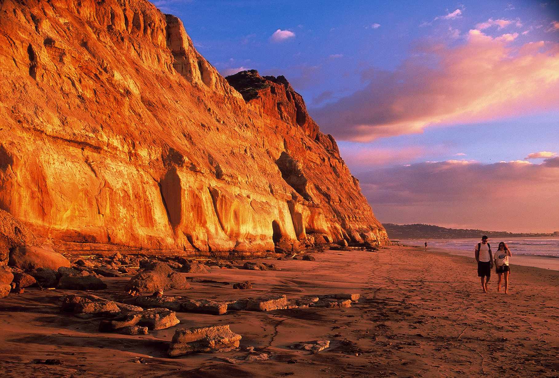 加州圣地亚哥：发现城市之外的自然之美