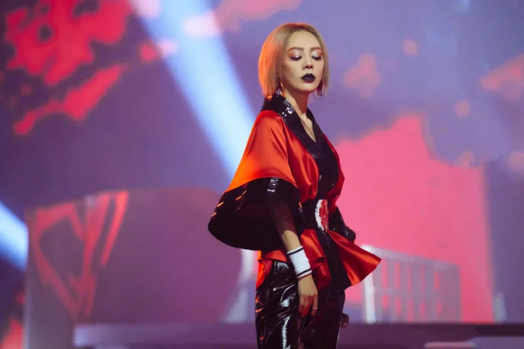 贵妇高端面霜真的有效果吗,贵妇面霜抗衰改善下垂