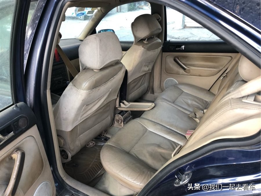 花300万买了一堆二手车,花3万元买的18万元的二手车会怎样