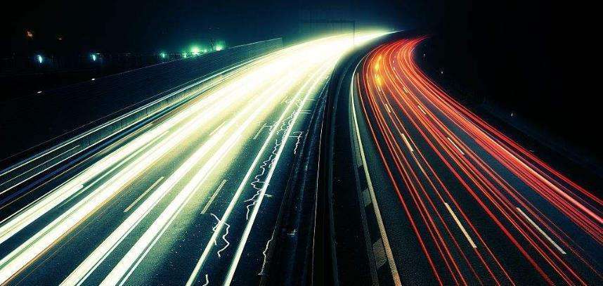 经典力学和微观力学,量子电动力学和经典电动力学