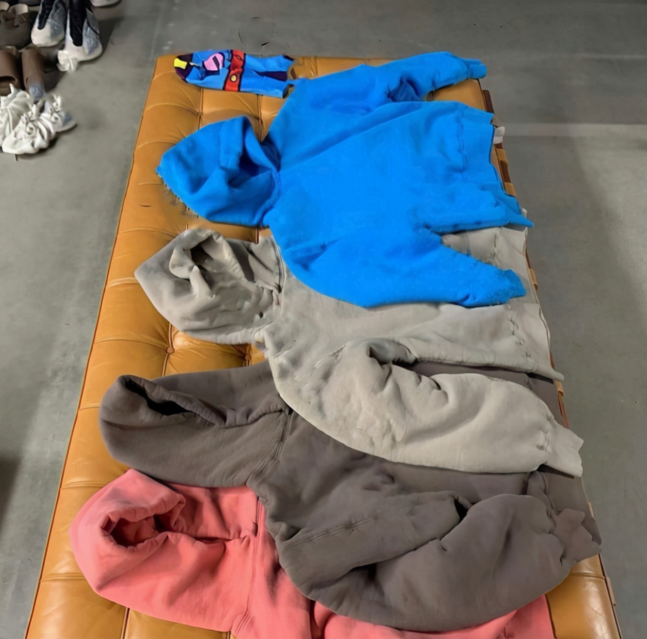 yeezyxgap联名,yeezygap三方联名还会上架吗