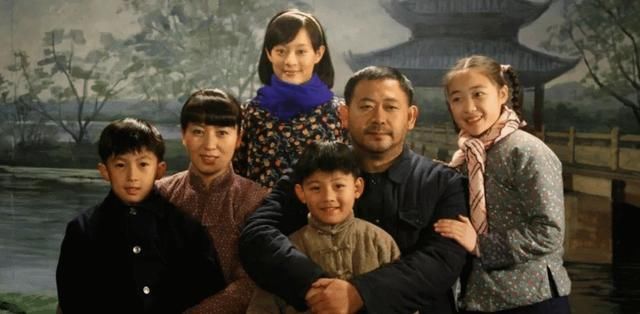 向孙俪表白过的男星,有哪些男明星的荧幕初吻给了孙俪