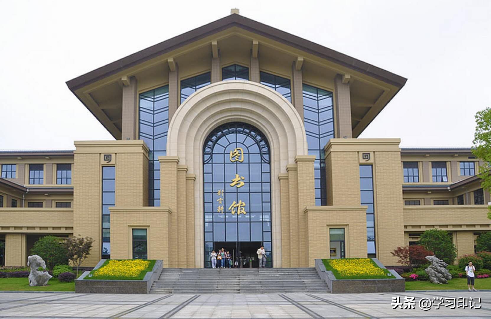 我国最强的5所政法大学,影响力大,学生容易找到工作