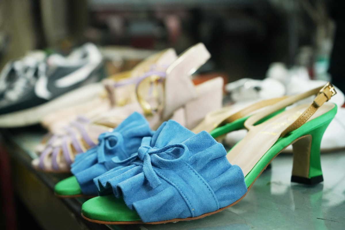 鞋子质量好不好一看就知道,质量好不好一看实物就知道