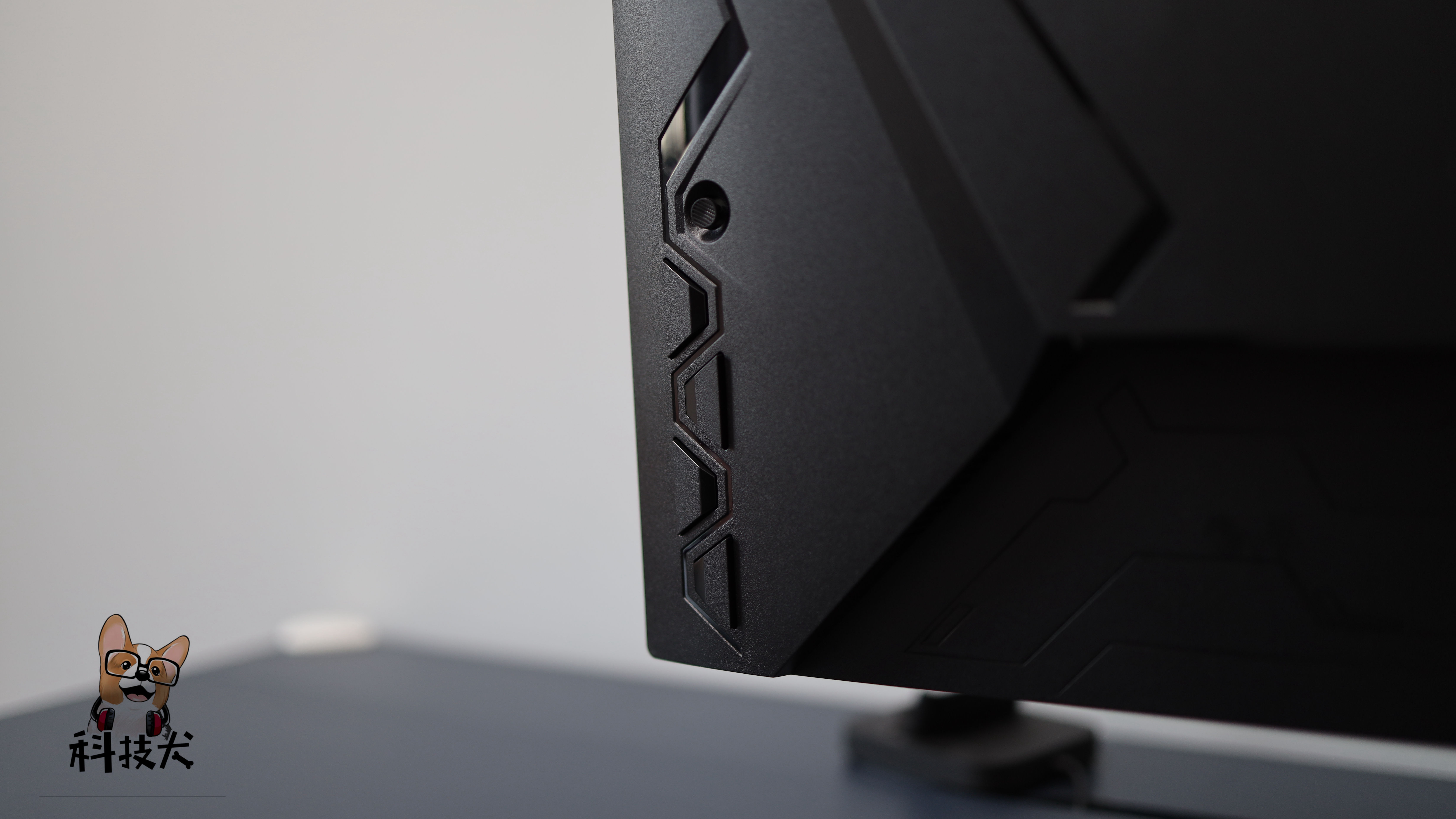 华硕电竞特工VG289Q1A显示器评测:满足日常4K影像需求