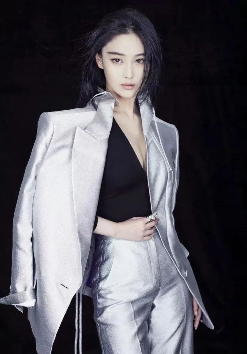 “最美军嫂”张馨予的感情史,军嫂明星张馨予