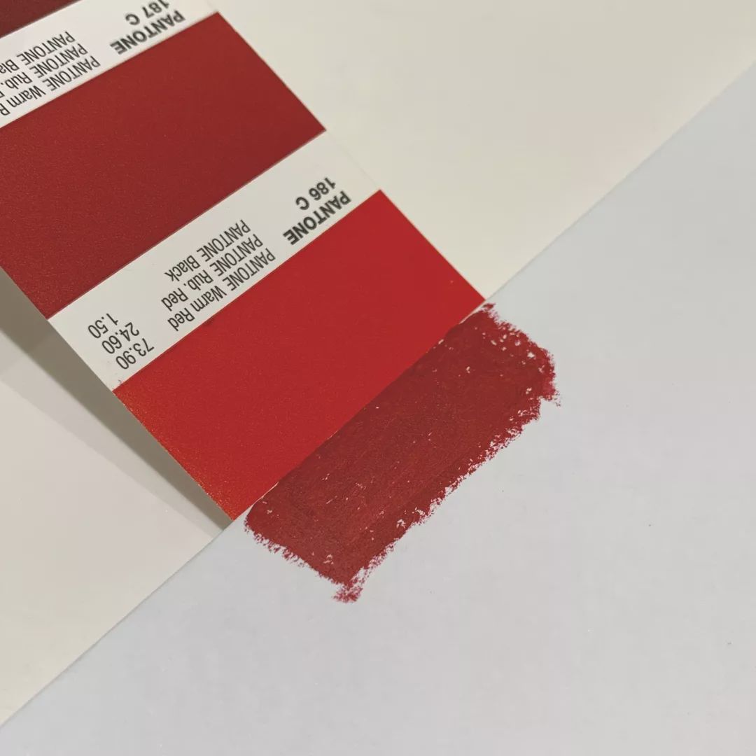 正红色的口红哪种最好用,无滤镜口红哪种好用女士