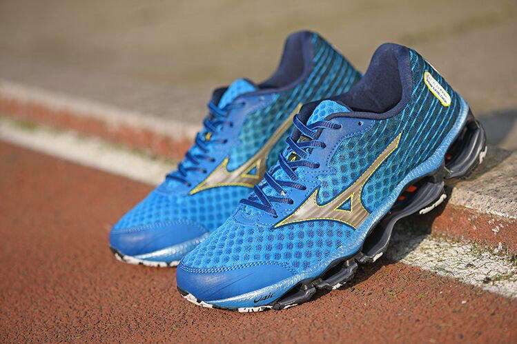 美津浓高足弓缓震跑鞋推荐,公认脚感最好的跑鞋美津浓