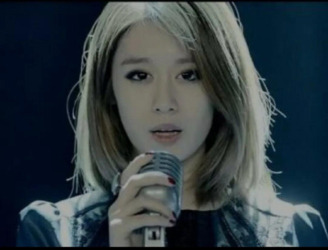 懂得那份感觉高清现场版,懂得那份感觉tara中字mv