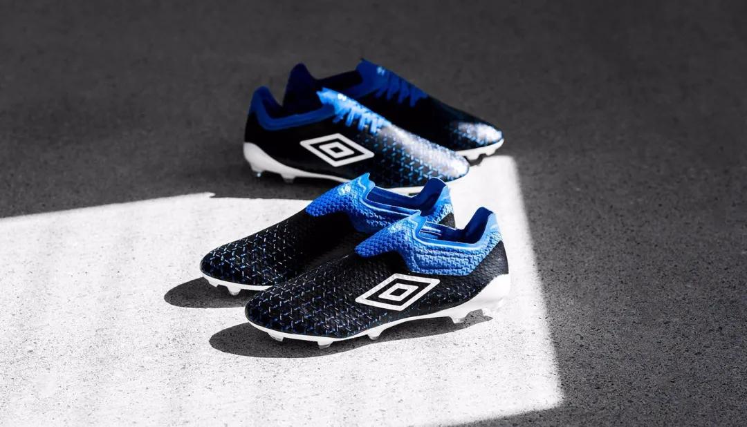 足球世界新赛季阵容,2022足球装备