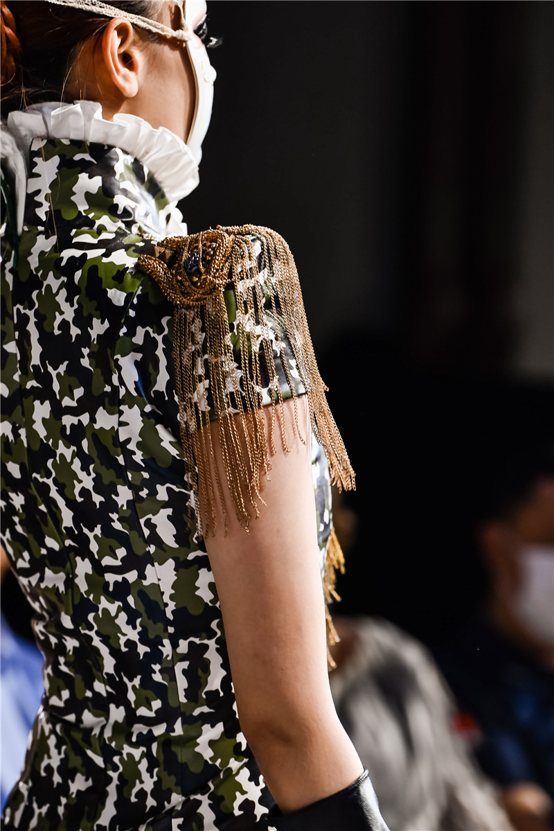 胡社光新中式旗袍走秀视频,胡社光时装发布会