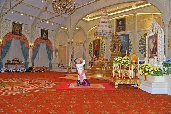 泰国国宝玉佛真假,泰国20亿翡翠佛