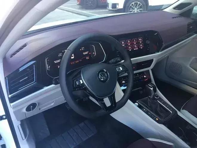 全新一代速腾长轴距版,2019款全新速腾上市