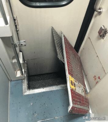 给你一千万,但你喜欢的人要跟别人啪一晚,网友直呼这苦我来受