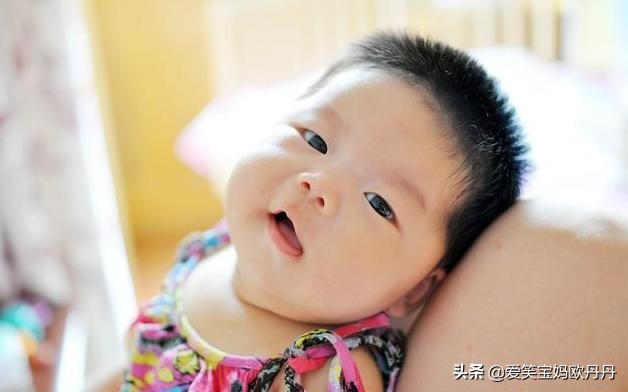 婴儿眼屎多怎么做局部护理,新生儿眼屎多如何护理