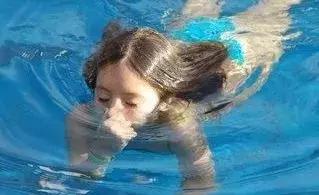 运动是对身体最好的良药,坚持锻炼是抵抗疾病最好妙药