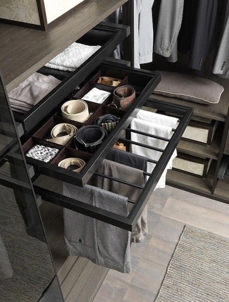 衣帽间衣柜灯光布局,衣帽间设计布局内部尺寸