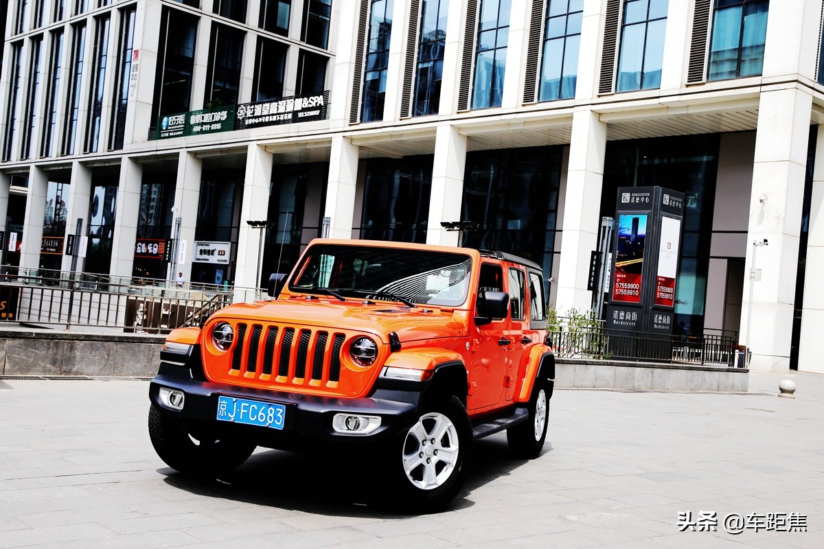 牧马人沉浸式体验白色内饰,体验牧马人卢比肯