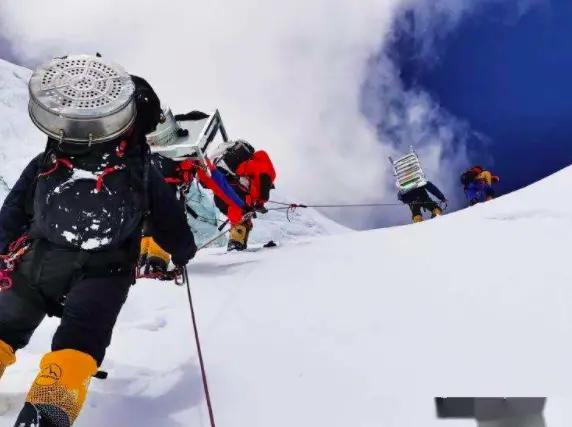 珠峰长高了73厘米,世界公认的珠峰高度