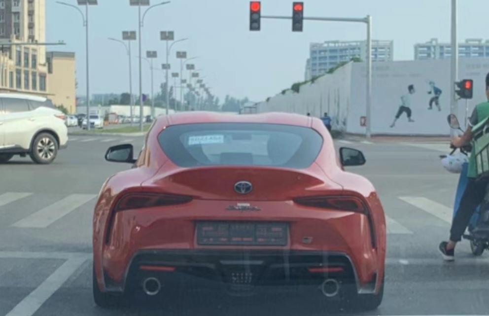 丰田思域2019款劲动版,本田新思域2020款多少钱落地