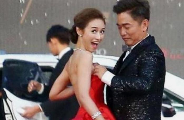 58岁吴宗宪当众亲吻30岁女儿,吴宗宪当众亲吻27岁女儿