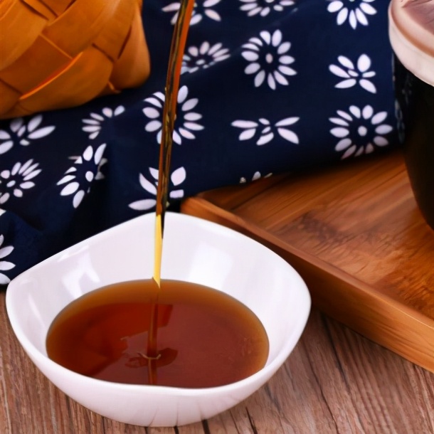 真假芝麻香油,真假香油