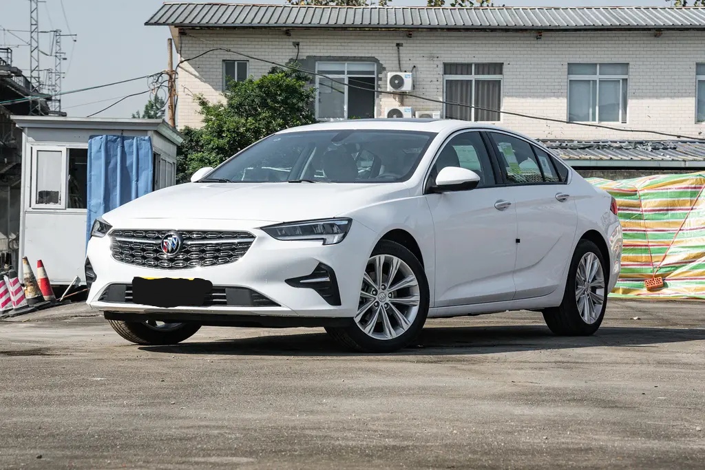 别克君威2.0t最新优惠价格,别克君威降价9万元