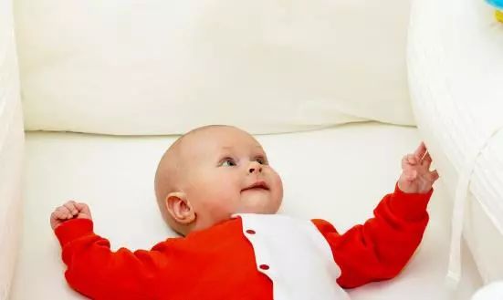 新生儿黄疸怎样才能快速退下去,新生儿黄疸怎么退得更快