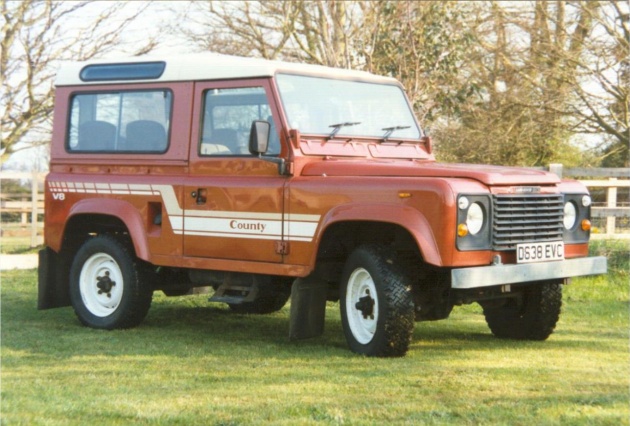 路虎卫士75年传奇版,路虎卫士成长史