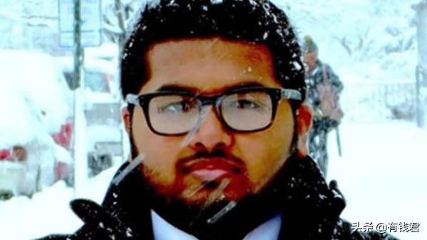 一天2000首诗平均24秒,一天写诗2000首的天才少女