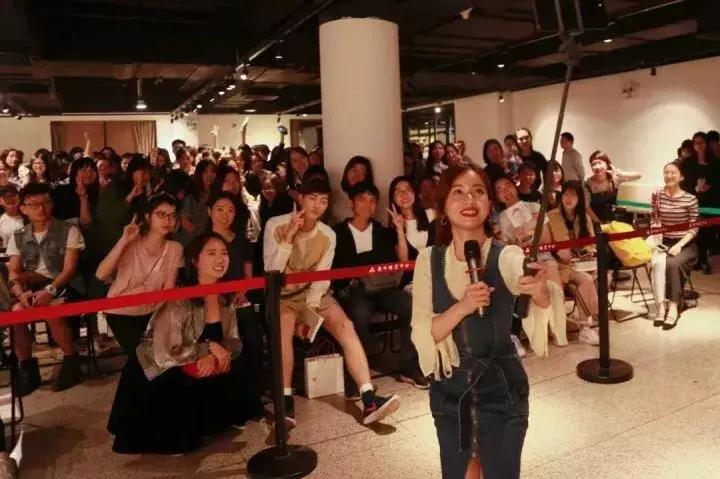 仿妆mk怎么混入美妆圈 (mk凉凉早期仿妆视频)