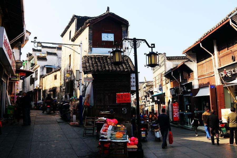 文房四宝产地歙县～盆景徽剧之乡～高山土楼梯田