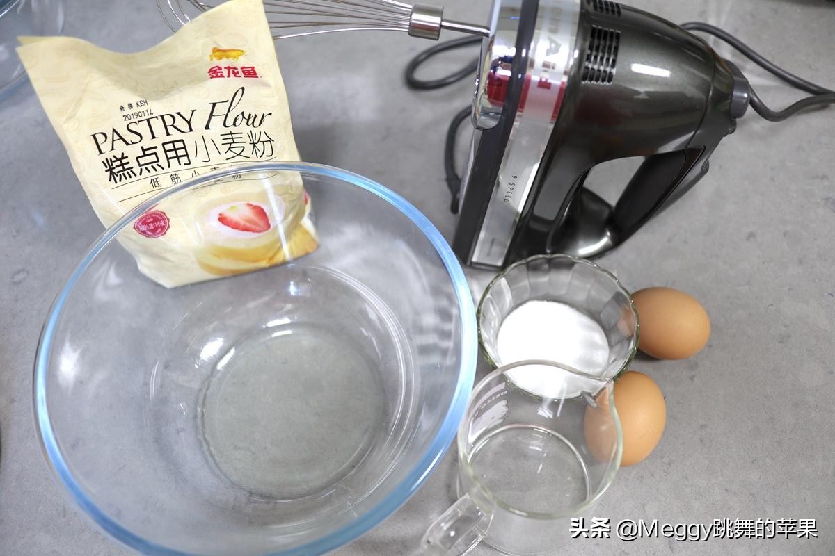 杯子蛋糕不塌不回缩的配方,如何让杯子蛋糕蓬松柔软不塌