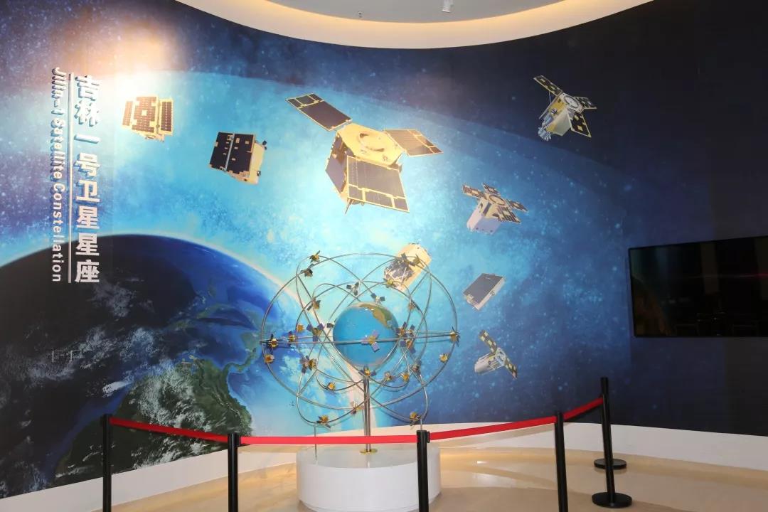 亲爱的黑龙江游客，开往吉林的G48次列车即将启程……