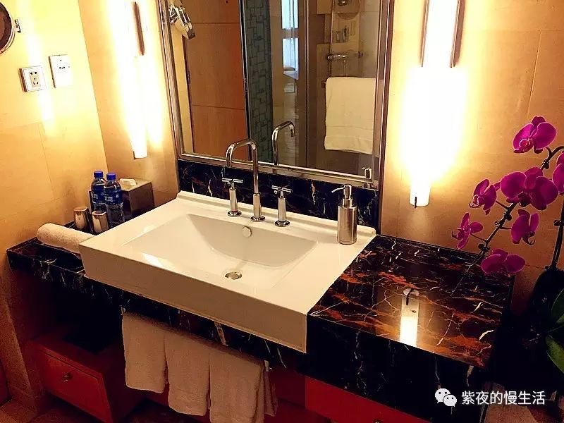 北京希尔顿酒店具体地址,北京通州北投希尔顿酒店