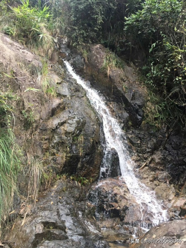 假日山村游玩,假日凤凰山旅游攻略