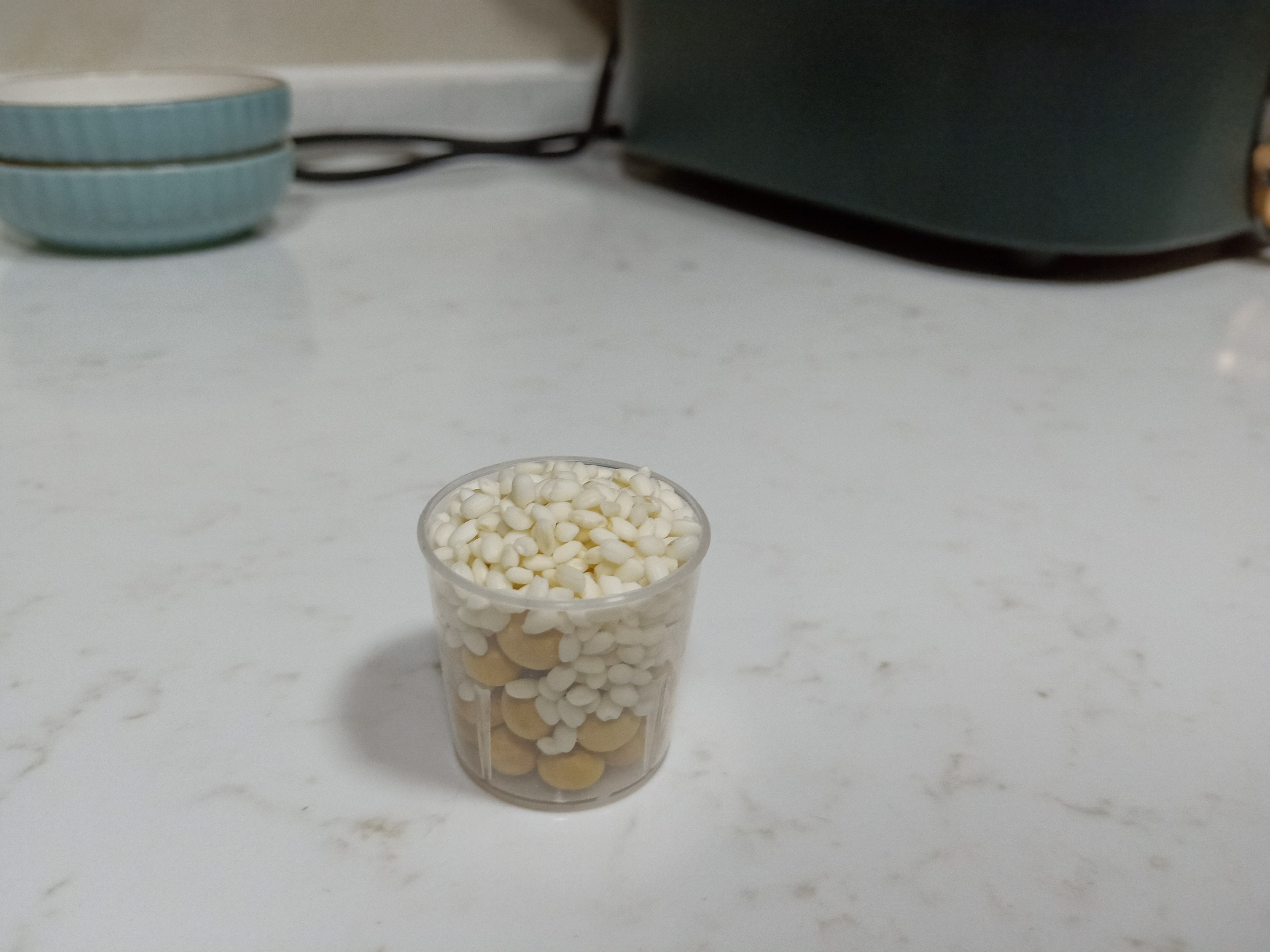 打出来的豆浆有很多泡泡是没熟吗,打豆浆之前豆子要煮吗