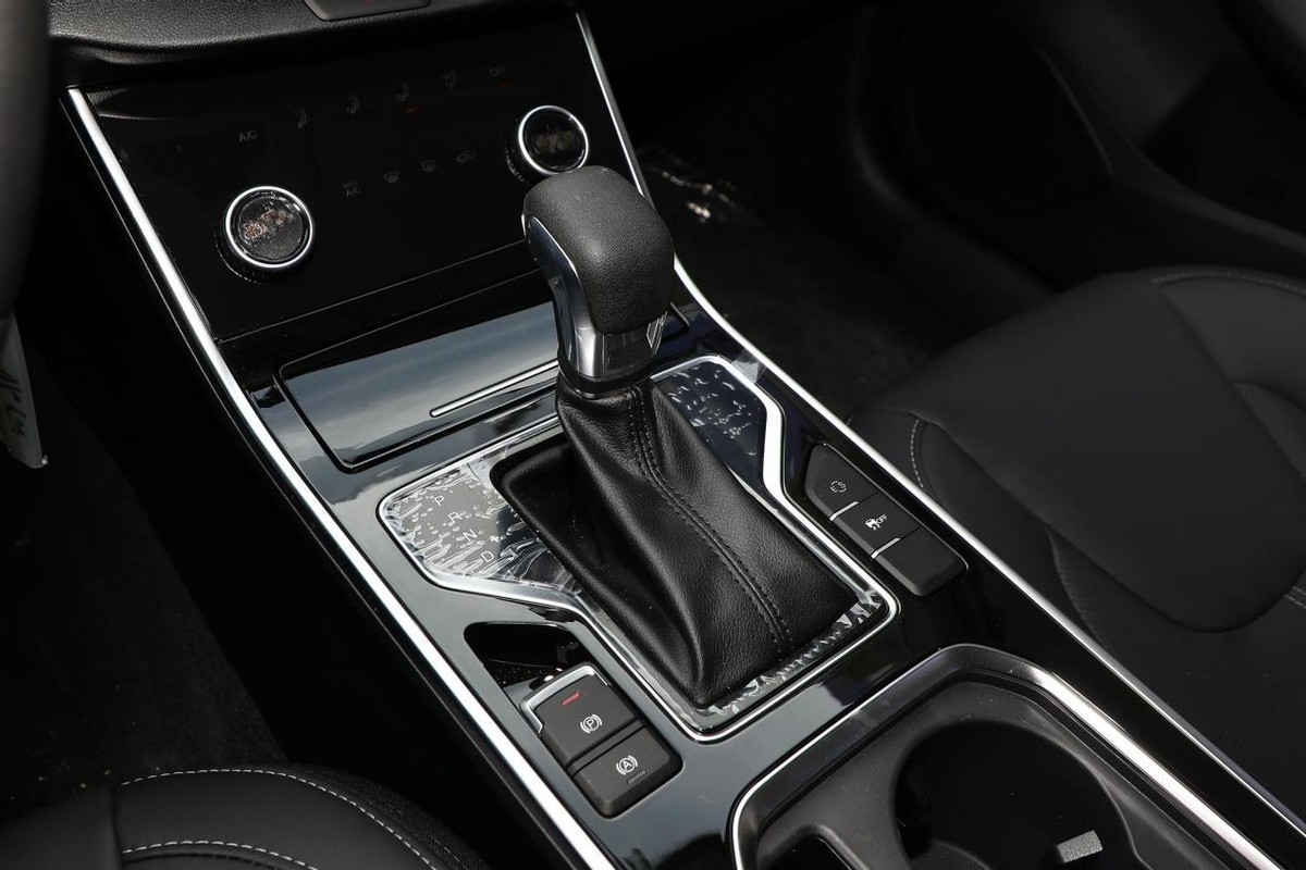 6-7万买什么新车省油,6-7万左右买什么车好自动挡