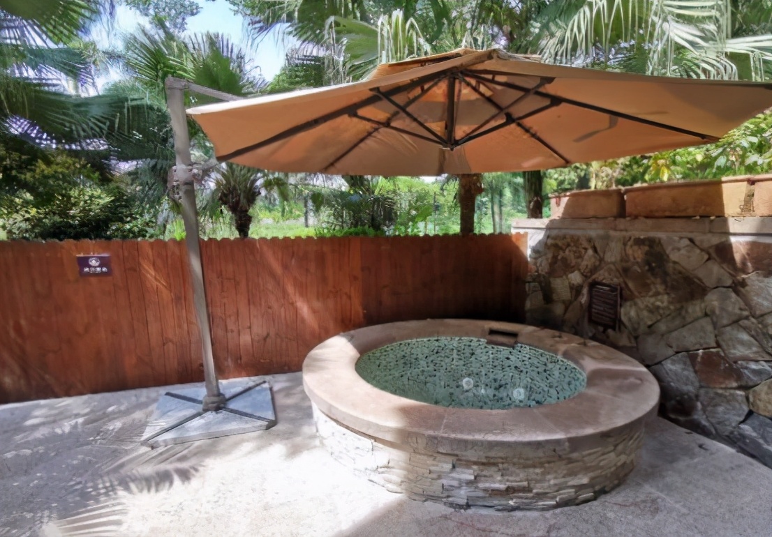 花都温泉度假村独立泡温泉,花都温泉好玩吗