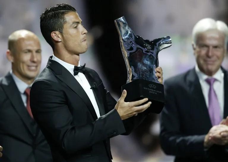 足球最高个人奖项是哪个奖,足球个人荣誉最高奖