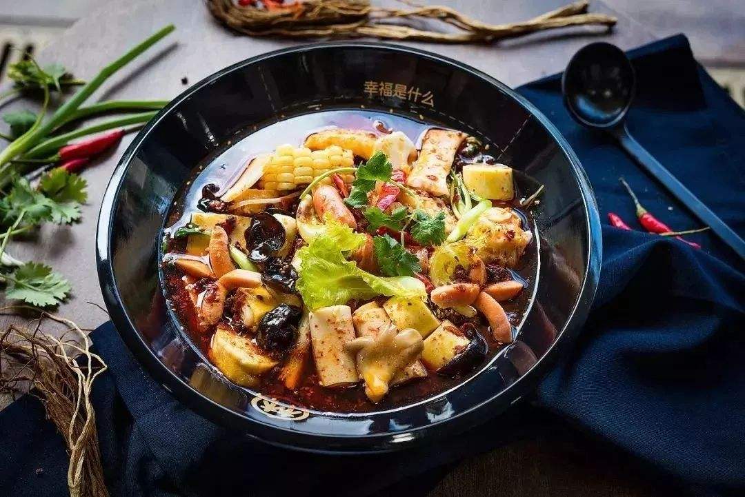 日式麻辣烫和普通麻辣烫区别,麻辣烫国内外对比