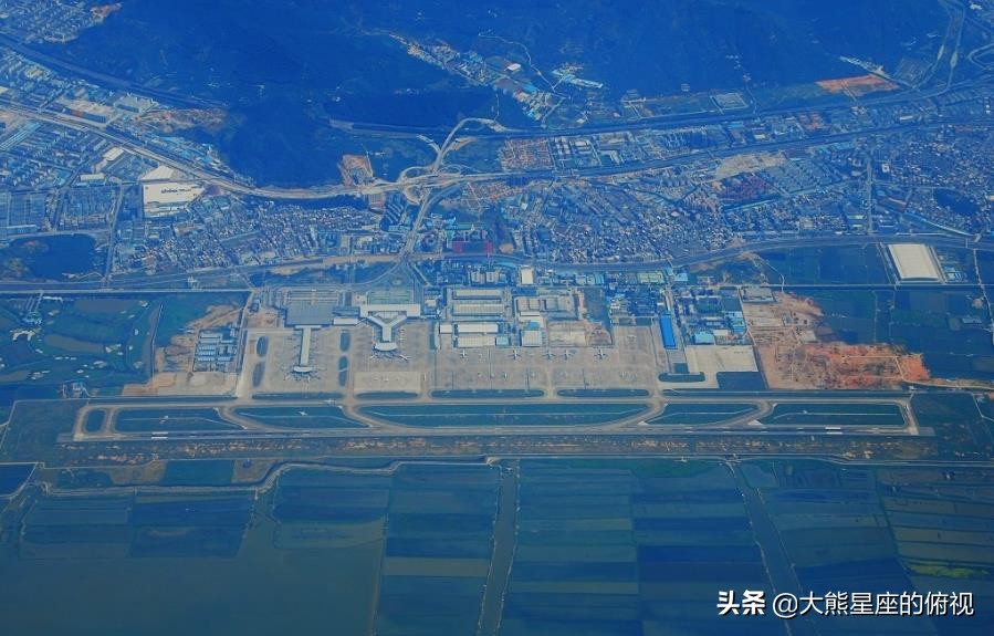 上帝视角看机场全球最繁忙,上帝视角看飞机航行