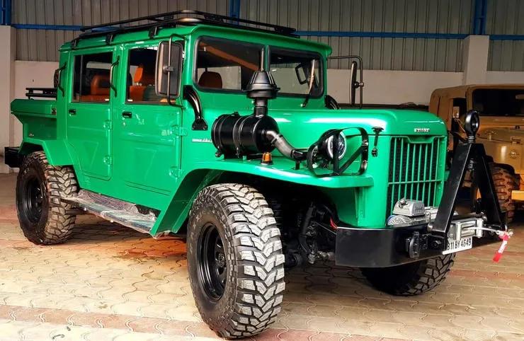 日产途乐vs丰田陆巡越野视频,日产途乐和丰田陆巡哪一款车更大