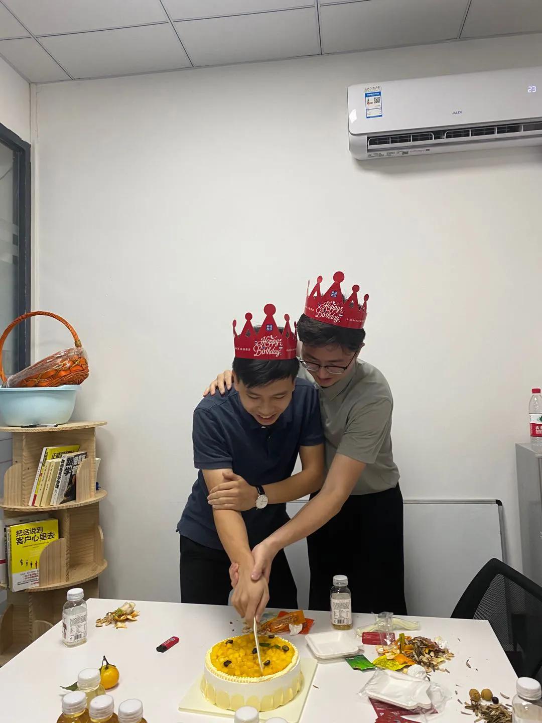 来深圳从月薪3200的行政前台到月入2W的销售冠军，浅谈个人经验