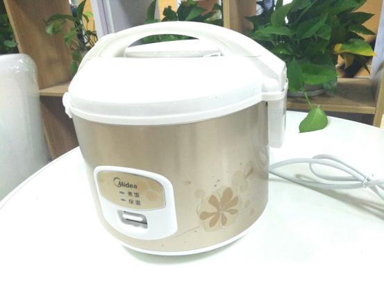 苏泊尔100-200哪款电饭煲好,美的100-200元电饭煲