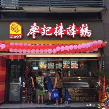 卤味制作廖记棒棒鸡,武汉南湖传统卤味推荐廖记棒棒鸡